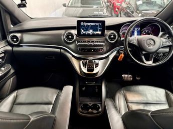 MERCEDES-BENZ V-CLASS 2.2 V250d AMG Line MPV 5dr Diesel G-Tronic+ Euro 6 (s/s) 8 Seat 