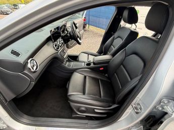 MERCEDES-BENZ GLA 1.6 GLA200 Sport (Executive) SUV 5dr Petrol 7G-DCT Euro 6 (s/s) 