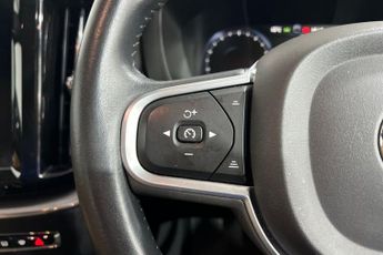 VOLVO XC60 2.0 D4 Momentum SUV 5dr Diesel Auto AWD Euro 6 (s/s) (190 ps)