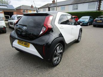 TOYOTA AYGO X 1.0 VVT-i Edge Hatchback 5dr Petrol Automatic x-shift Euro 6 (s/