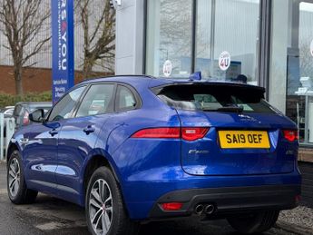 JAGUAR F-PACE 2.0 D180 R-Sport SUV 5dr Diesel Auto AWD Euro 6 (s/s) (180 ps)