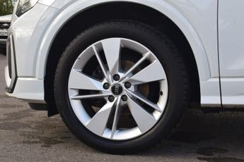 AUDI Q2 1.5 TFSI CoD 35 S line SUV 5dr Petrol S Tronic Euro 6 (s/s) (150