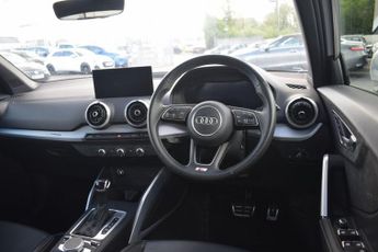 AUDI Q2 1.5 TFSI CoD 35 S line SUV 5dr Petrol S Tronic Euro 6 (s/s) (150