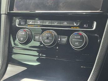 VOLKSWAGEN GOLF 2.0 TSI GPF GTI Performance Hatchback 5dr Petrol DSG Euro 6 (s/s