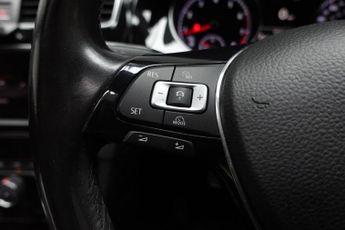 VOLKSWAGEN GOLF 1.4 TSI BlueMotion Tech ACT GT Edition Hatchback 5dr Petrol DSG 