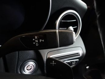 MERCEDES-BENZ C-CLASS 2.0 C220d Sport (Premium Plus) Saloon 4dr Diesel G-Tronic+ Euro 