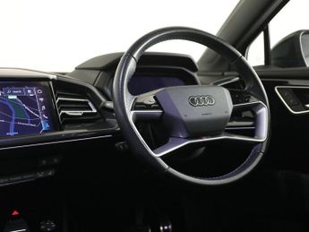 AUDI Q4 E-TRON 40 S line Sportback 5dr Electric Auto 82kWh (204 ps)