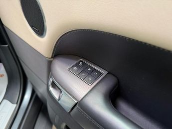 LAND ROVER RANGE ROVER SPORT 3.0 SD V6 HSE SUV 5dr Diesel Auto 4WD Euro 6 (s/s) (306 ps)