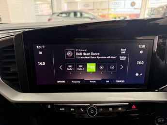 VAUXHALL MOKKA ELECTRIC 50kWh Ultimate SUV 5dr Electric Auto (136 ps)