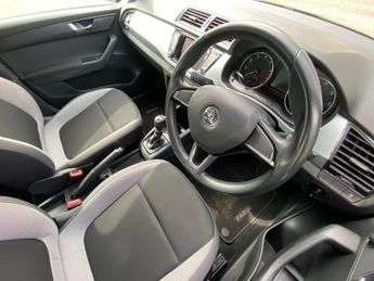 SKODA FABIA 1.2 TSI SE Hatchback 5dr Petrol DSG Euro 6 (s/s) (110 ps)