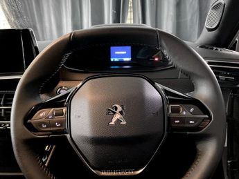 PEUGEOT E-2008 50kWh Active Premium + SUV 5dr Electric Auto (7kW Charger) (136 