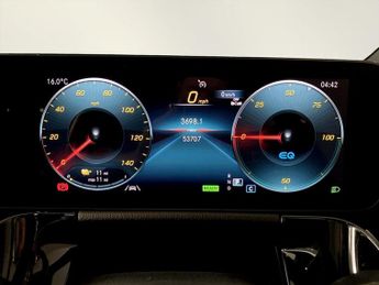 MERCEDES-BENZ EQA EQA 300 66.5kWh AMG Line (Premium) SUV 5dr Electric Auto 4MATIC 
