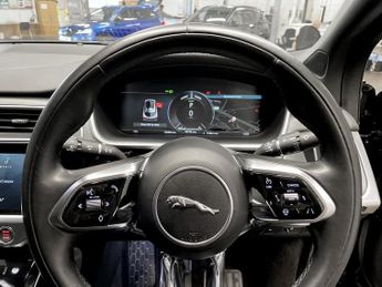 JAGUAR I-PACE 400 90kWh R-Dynamic SE Black SUV 5dr Electric Auto 4WD (400 ps)