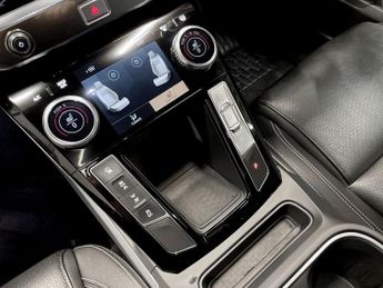 JAGUAR I-PACE 400 90kWh R-Dynamic SE Black SUV 5dr Electric Auto 4WD (400 ps)