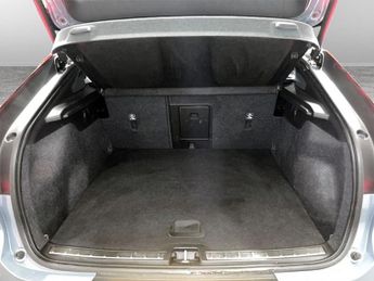 VOLVO C40 Recharge 69kWh Core SUV 5dr Electric Auto (231 ps)