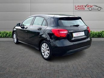 MERCEDES-BENZ A-CLASS 1.5 A180 CDI SE Hatchback 5dr Diesel 7G-DCT Euro 5 (s/s) (109 ps