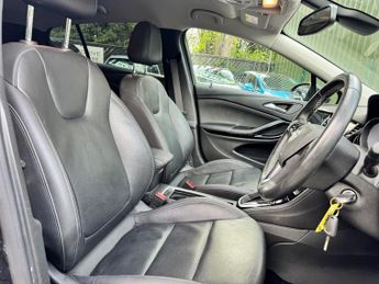 VAUXHALL ASTRA 1.4i Turbo GPF Elite Nav Hatchback 5dr Petrol Auto Euro 6 (s/s) 