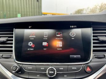 VAUXHALL ASTRA 1.4i Turbo GPF Elite Nav Hatchback 5dr Petrol Auto Euro 6 (s/s) 