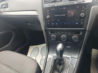 VOLKSWAGEN GOLF 1.4 TSI SE Nav Hatchback 5dr Petrol DSG Euro 6 (s/s) (125 ps)