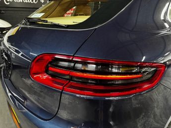 PORSCHE MACAN 2.0T SUV 5dr Petrol PDK 4WD Euro 6 (s/s) (237 ps)