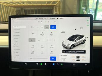 TESLA MODEL Y (Dual Motor) Long Range SUV 5dr Electric Auto 4WDE (384 bhp)