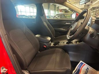 NISSAN QASHQAI 1.3 DIG-T MHEV Acenta Premium SUV 5dr Petrol Hybrid Manual Euro 