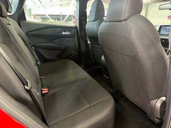 NISSAN QASHQAI 1.3 DIG-T MHEV Acenta Premium SUV 5dr Petrol Hybrid Manual Euro 