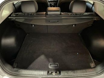 KIA NIRO 1.6 GDi 3 SUV 5dr Petrol Hybrid DCT Euro 6 (s/s) (139 bhp)