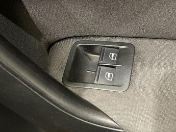 VOLKSWAGEN POLO 1.6 TDI SEL Hatchback 3dr Diesel Manual Euro 5 (90 ps)