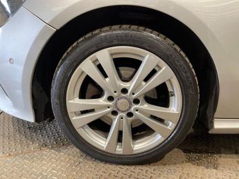 MERCEDES-BENZ A-CLASS 2.1 A200d Sport Hatchback 5dr Diesel 7G-DCT Euro 6 (s/s) (136 ps