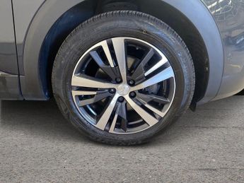 PEUGEOT 3008 1.2 PureTech GPF Allure SUV 5dr Petrol EAT Euro 6 (s/s) (130 ps)