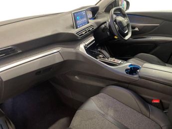 PEUGEOT 3008 1.2 PureTech GPF Allure SUV 5dr Petrol EAT Euro 6 (s/s) (130 ps)