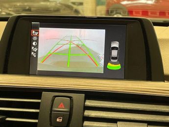 BMW 3 SERIES 2.0 320d Modern Saloon 4dr Diesel Auto Euro 5 (s/s) (184 ps)