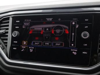 VOLKSWAGEN T-ROC 1.5 TSI GPF EVO R-Line SUV 5dr Petrol DSG Euro 6 (s/s) (150 ps)