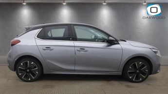 VAUXHALL CORSA 50kWh Elite Premium Hatchback 5dr Electric Auto (136 ps)
