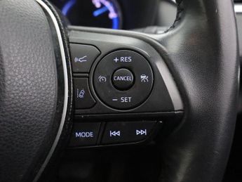 TOYOTA RAV4 2.5 VVT-h GPF Design SUV 5dr Petrol Hybrid CVT 4WD Euro 6 (s/s) 