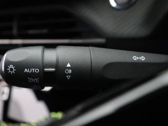 PEUGEOT E-2008 50kWh GT SUV 5dr Electric Auto (7kW Charger) (136 ps)