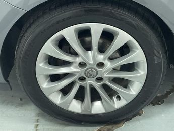 VAUXHALL CORSA 1.4i ecoTEC SE Hatchback 3dr Petrol Manual Euro 6 (75 ps) - AA I