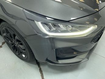 FORD FOCUS 1.0T EcoBoost MHEV ST-Line X Hatchback 5dr Petrol Hybrid DCT Eur