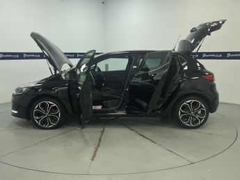 RENAULT CLIO 0.9 TCe Iconic Hatchback 5dr Petrol Manual Euro 6 (s/s) (90 ps) 