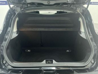 RENAULT CLIO 0.9 TCe Iconic Hatchback 5dr Petrol Manual Euro 6 (s/s) (90 ps) 