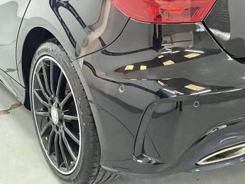 MERCEDES-BENZ A-CLASS 2.1 A200d AMG Line (Executive) Hatchback 5dr Diesel Manual Euro 