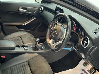 MERCEDES-BENZ A-CLASS 2.1 A200d AMG Line (Executive) Hatchback 5dr Diesel Manual Euro 