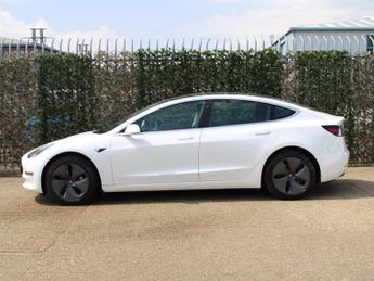 TESLA Model 3 Standard Range Plus Saloon 4dr Electric Auto RWD (241 bhp)
