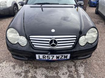 MERCEDES-BENZ C-CLASS 1.8 C180 Kompressor SE Coupe 2dr Petrol Manual (183 g/km, 143 bh