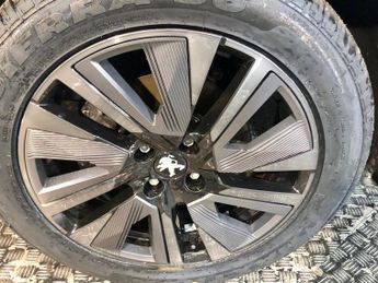 PEUGEOT E-2008 50kWh GT Premium SUV 5dr Electric Auto (136 ps)