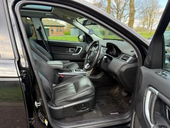 LAND ROVER DISCOVERY SPORT 2.2 SD4 HSE SUV 5dr Diesel Auto 4WD Euro 5 (s/s) (190 ps)