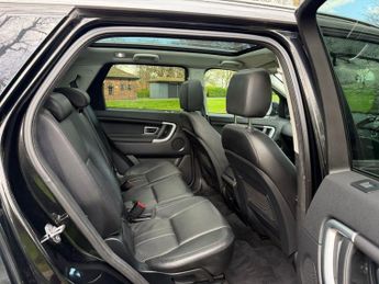 LAND ROVER DISCOVERY SPORT 2.2 SD4 HSE SUV 5dr Diesel Auto 4WD Euro 5 (s/s) (190 ps)