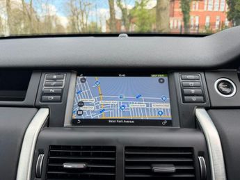 LAND ROVER DISCOVERY SPORT 2.2 SD4 HSE SUV 5dr Diesel Auto 4WD Euro 5 (s/s) (190 ps)