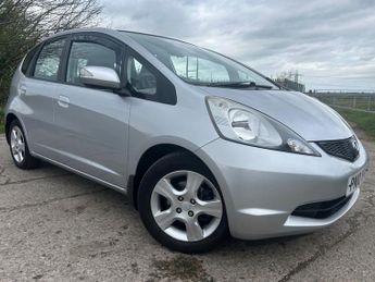Honda Jazz 1.4 i-VTEC ES Hatchback 5dr Petrol i SHIFT Euro 4 (100 ps)